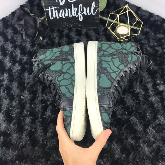 Steve Madden Embroidered Sneakers - Picture 7 of 15